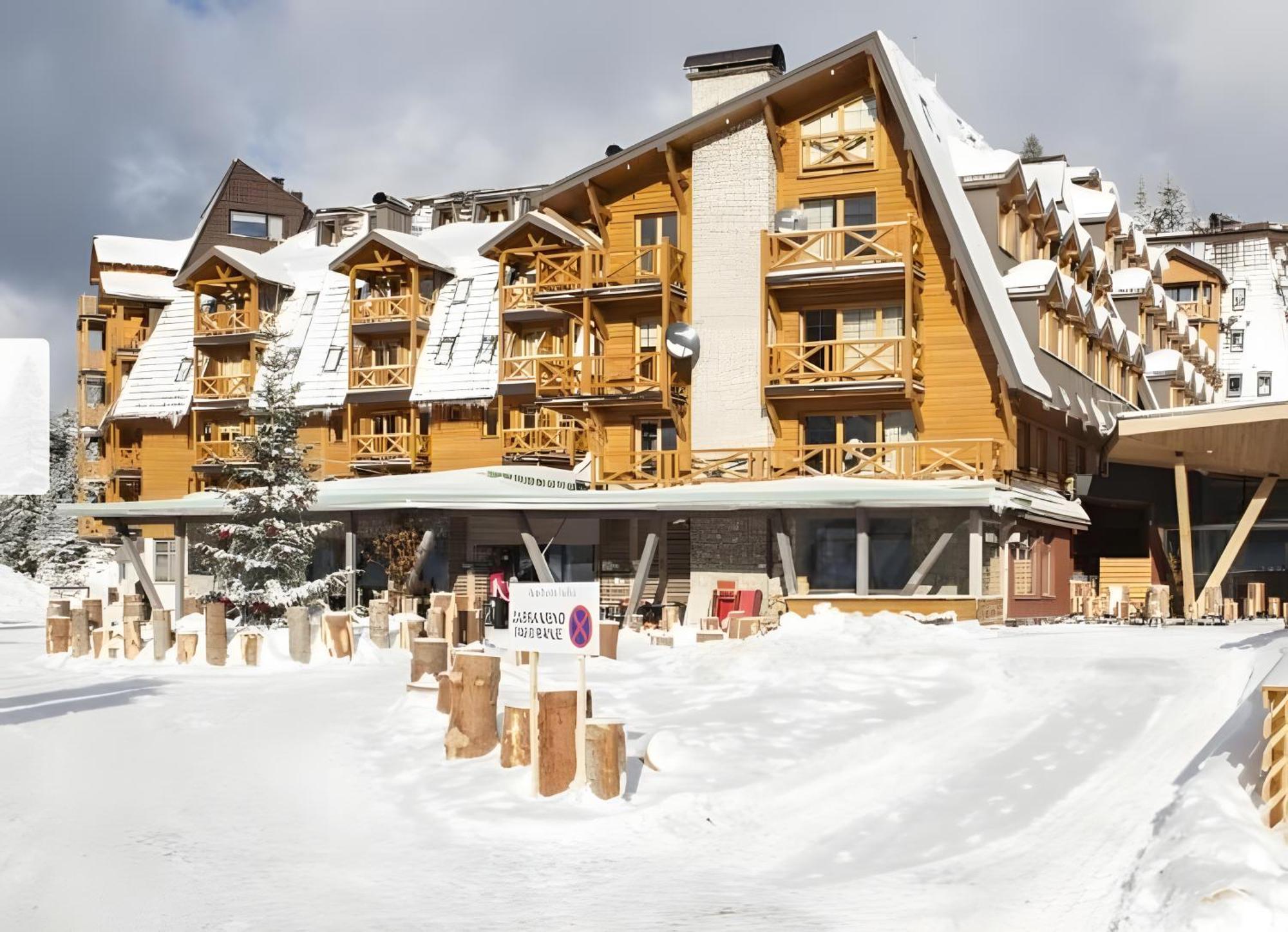 Apartments B229 & B230 In Aparthotel Vucko, Jahorina -Private Host Eksteriør bilde